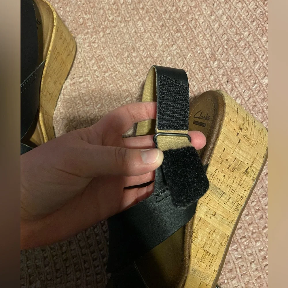 Clarks Black Wedge Sandals - Picture 8 of 8